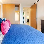 Soho 2 Bed Penthouse Modern Apartment