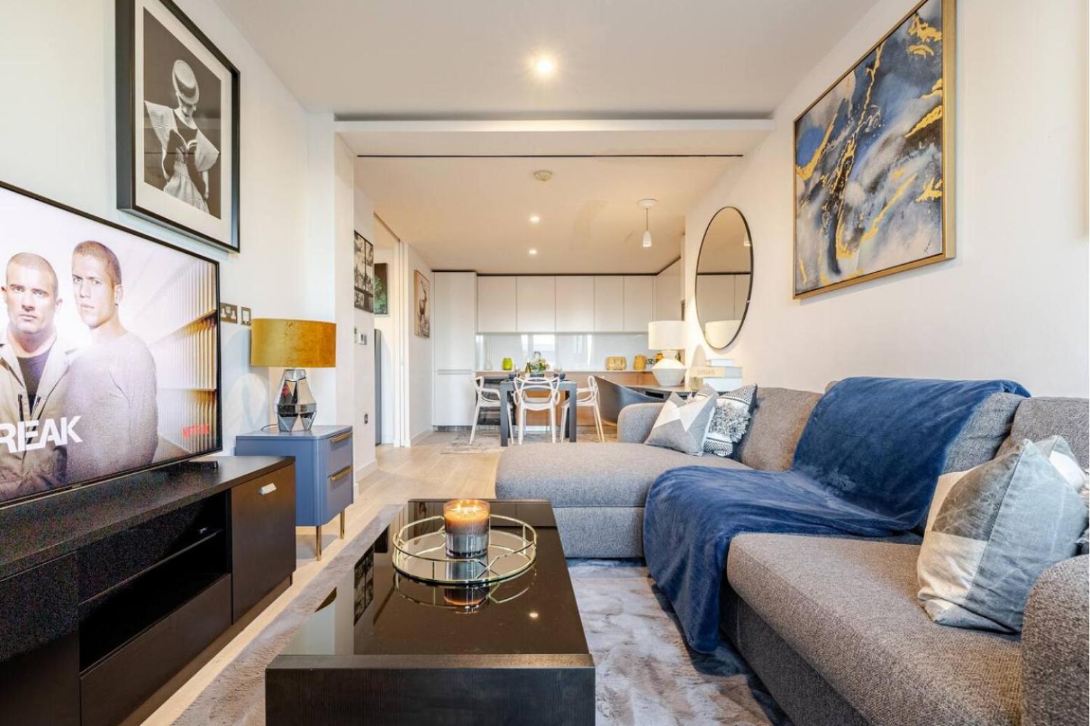 Soho 2 Bed Penthouse Modern * Londra